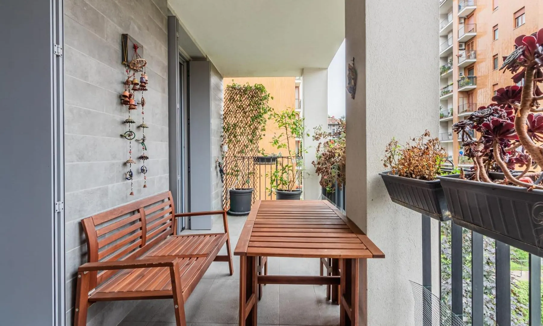 Homeby, City Oasis Milan Apartment